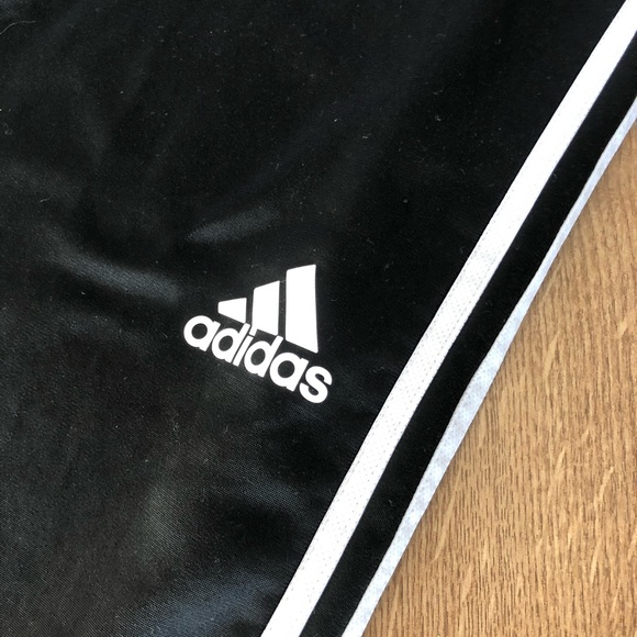 ADIDAS classic three stripe sweatpants M - Picture 3 of 9
